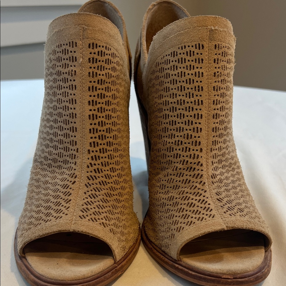Vince Camuto Tan Peep-Toe Heeled Boots - Picture 9 of 9